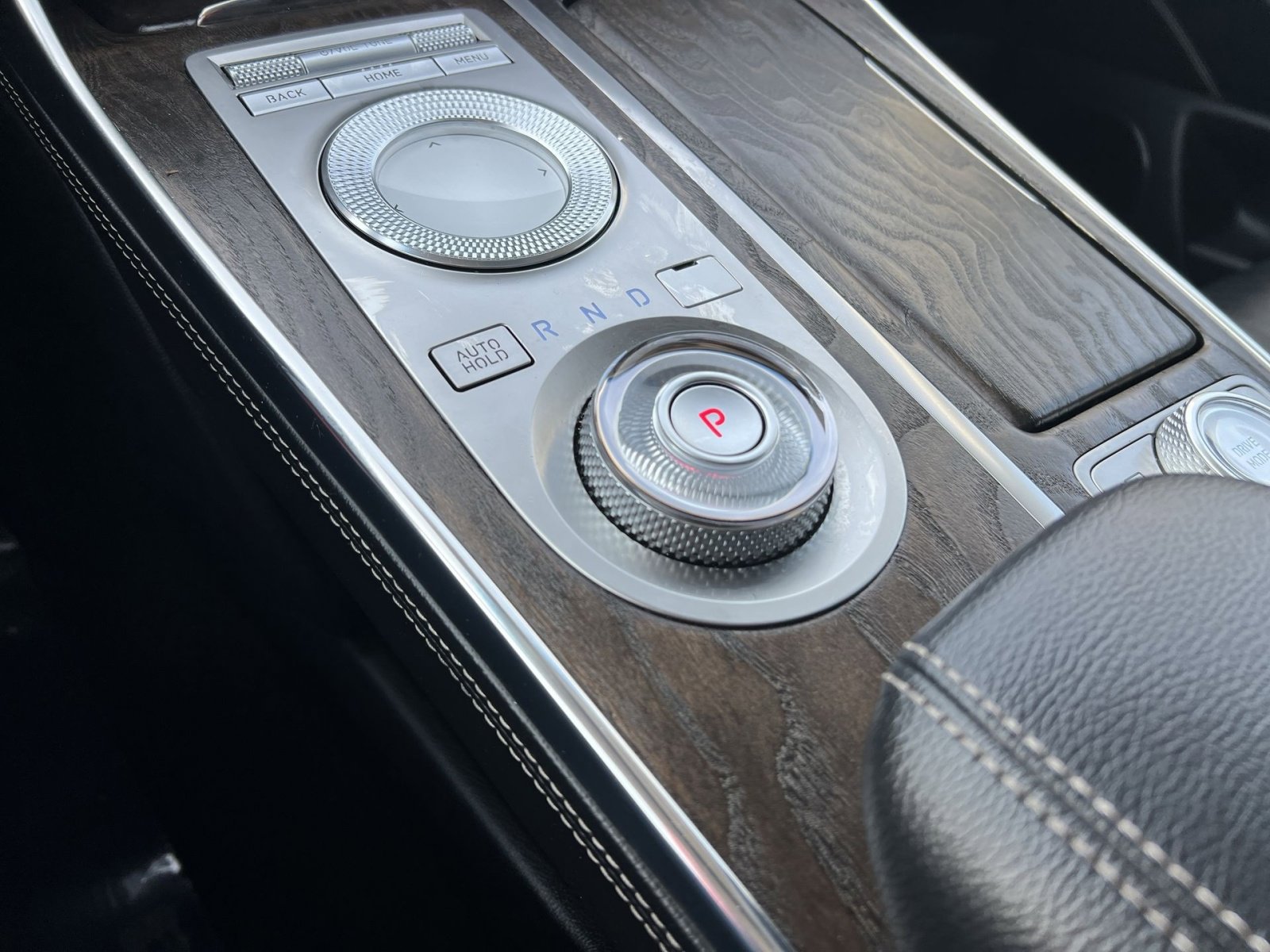 Used 2022 Genesis GV80 2.5T w/ Prestige Package 04 image 22