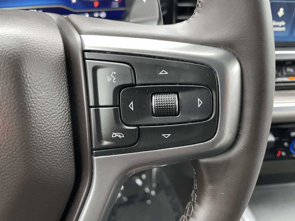 Used 2024 Chevrolet Silverado 1500 LTZ image 33