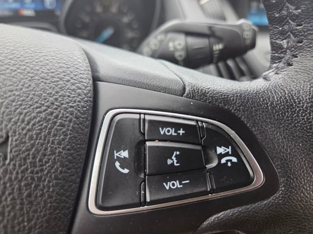 Used 2018 Ford Focus SE w/ Cold Weather Package image 10