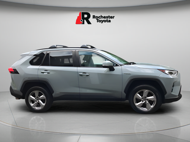 Certified 2021 Toyota RAV4 XLE Premium AWD/4WD image 8