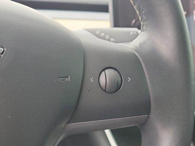 Used 2019 Tesla Model 3 Mid Range image 27