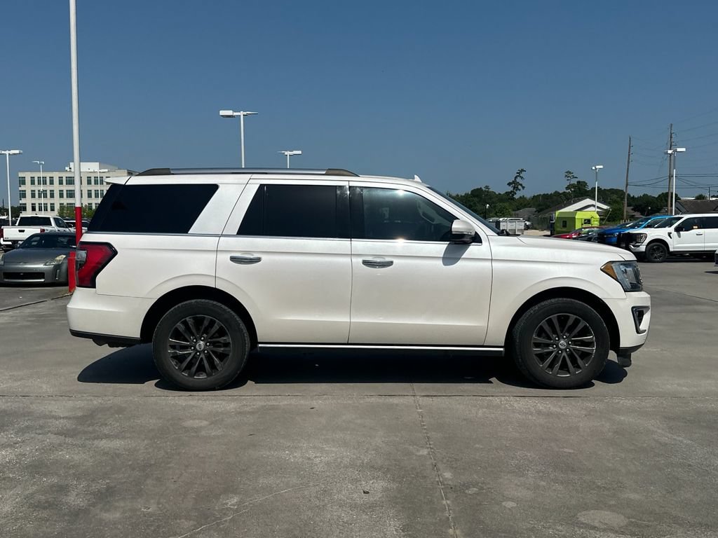 Used 2019 Ford Expedition Limited w/ Equipment Group 301A RWD image 4