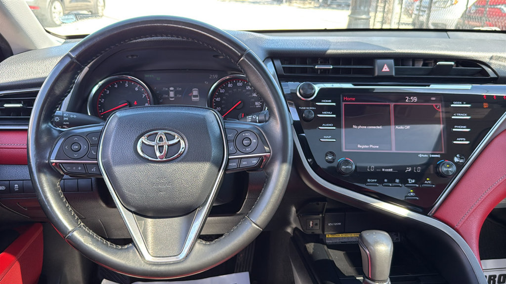 Used 2019 Toyota Camry XSE FWD image 30