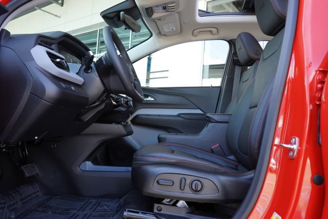 New 2027 Chevrolet Bolt RS w/ Technology Package FWD image 22