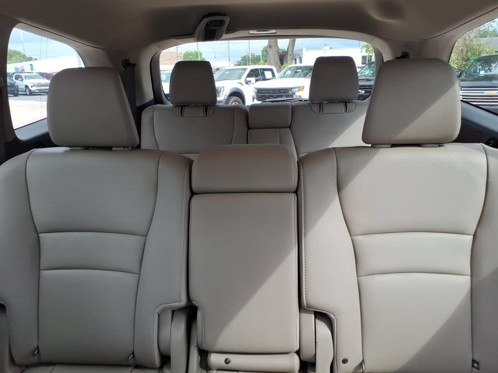 Used 2017 Honda Pilot EX-L image 18