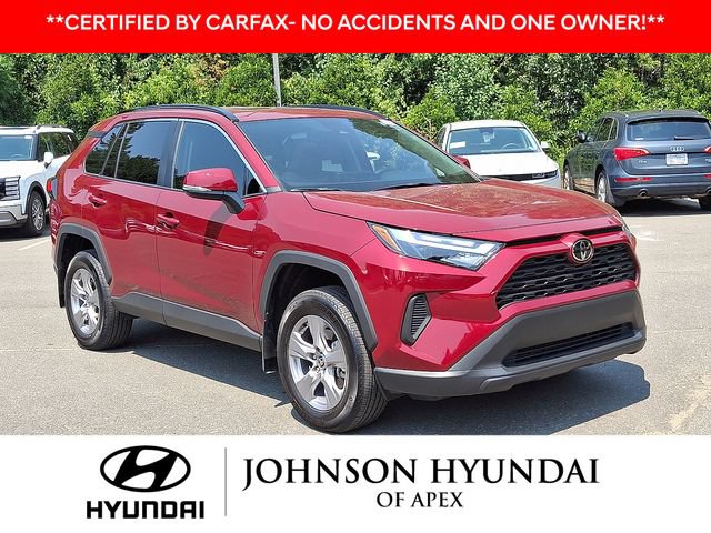 Used 2025 Toyota RAV4 XLE w/ Convenience Package FWD image 1