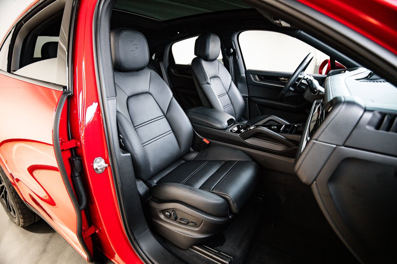 Certified 2026 Porsche Cayenne S AWD/4WD image 29