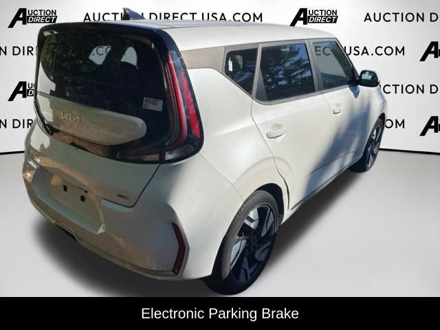 Used 2023 Kia Soul GT-Line w/ GT-Line Technology Package FWD image 6