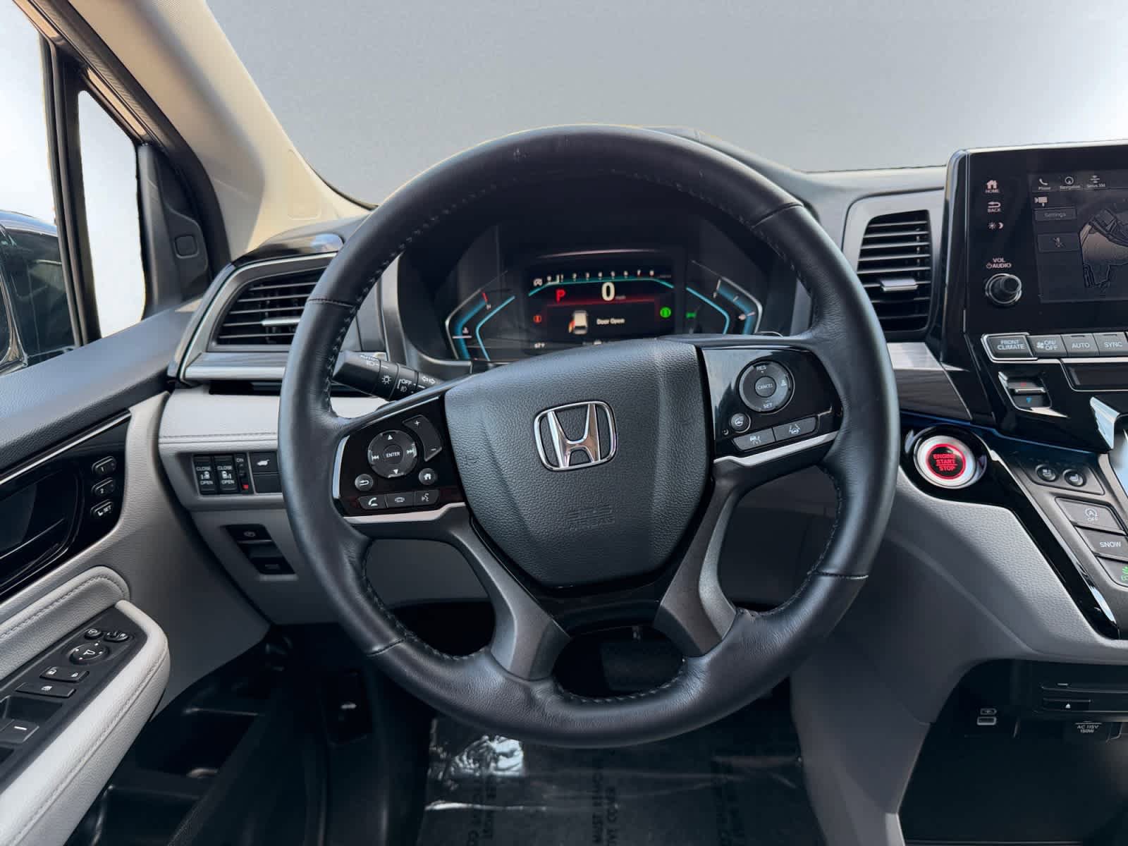 Used 2024 Honda Odyssey Elite image 17