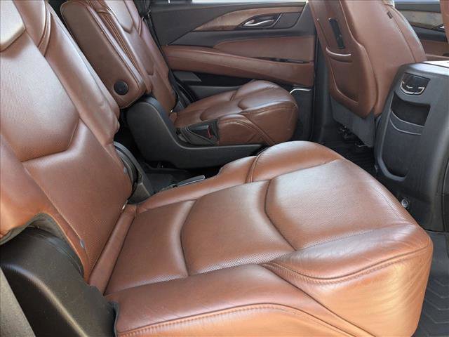 Used 2020 Cadillac Escalade Luxury image 19