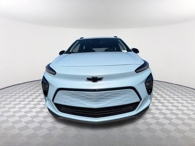 Certified 2023 Chevrolet Bolt EUV Premier w/ Sun & Sound Package image 2