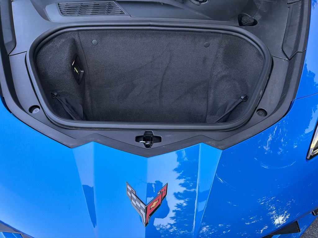 Used 2024 Chevrolet Corvette Stingray Preferred Cpe w/ Battery Protection Package RWD image 12