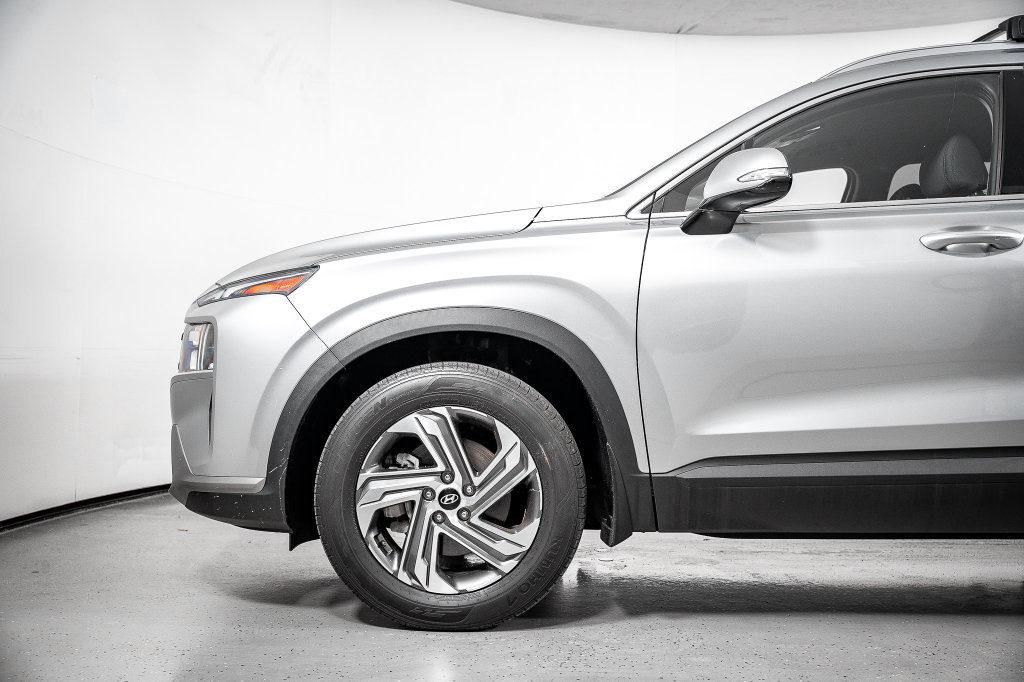 Certified 2023 Hyundai Santa Fe SEL FWD image 16