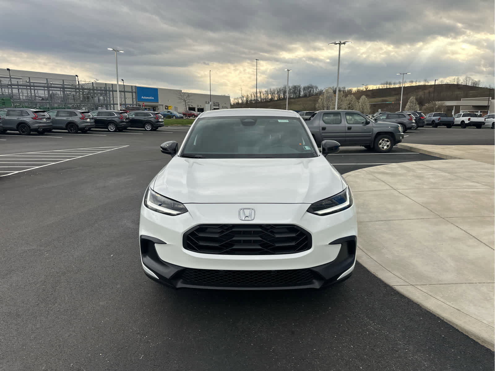 New 2026 Honda HR-V Sport image 2