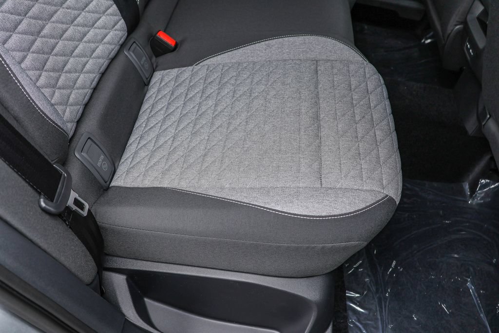 Used 2026 Volkswagen Tiguan S AWD/4WD image 32