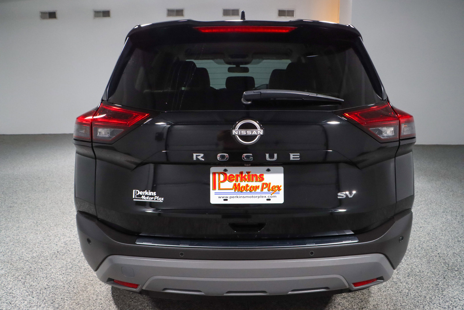 Used 2023 Nissan Rogue SV image 8