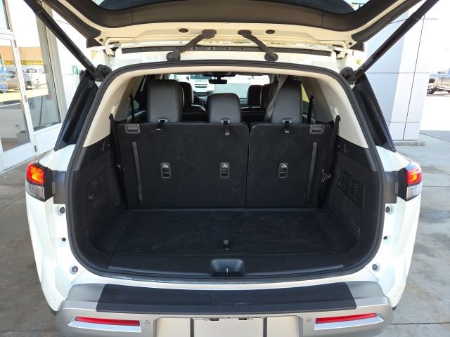 Used 2023 Nissan Pathfinder SL image 27