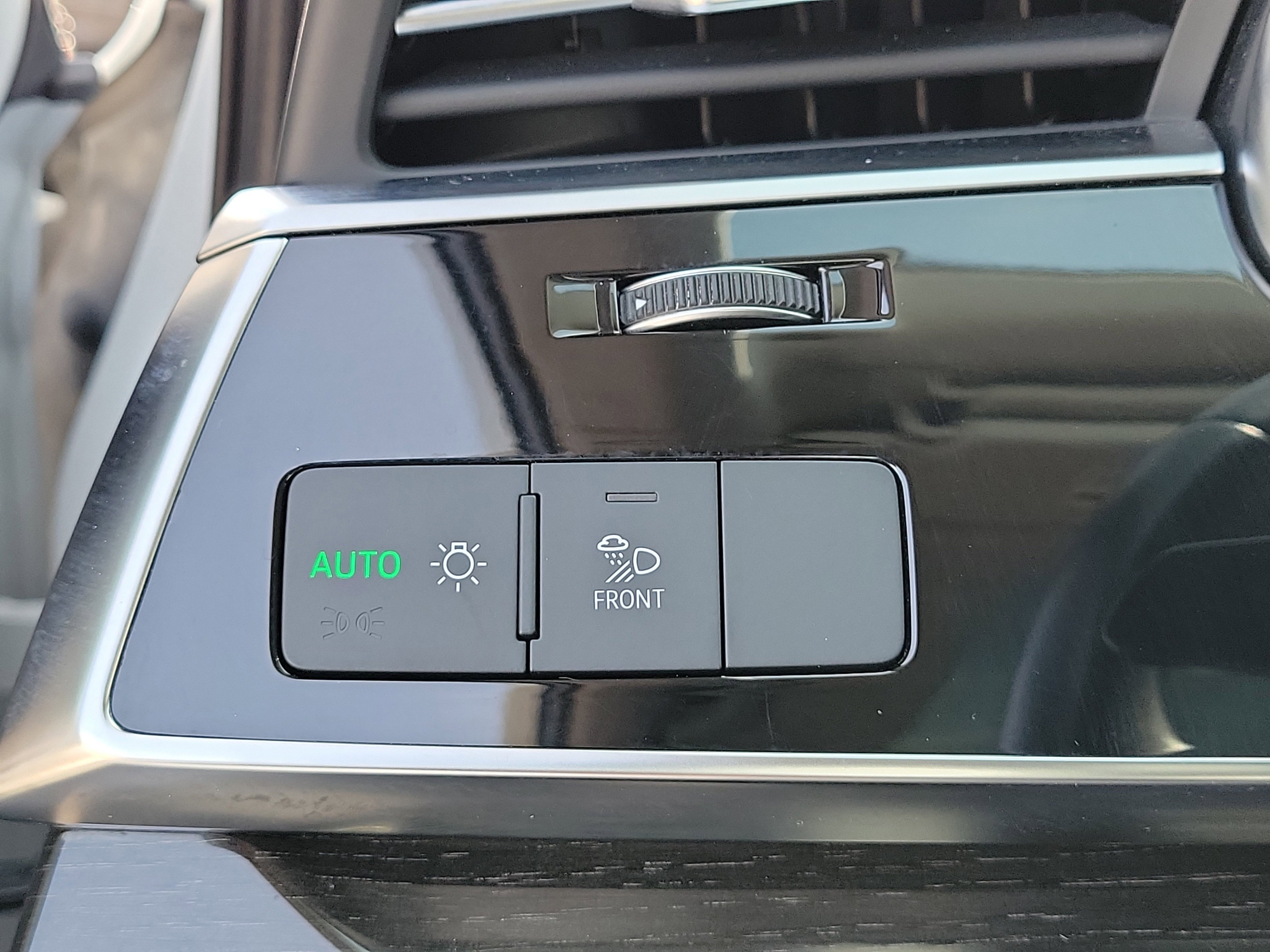 Used 2022 Audi Q7 Premium Plus image 22