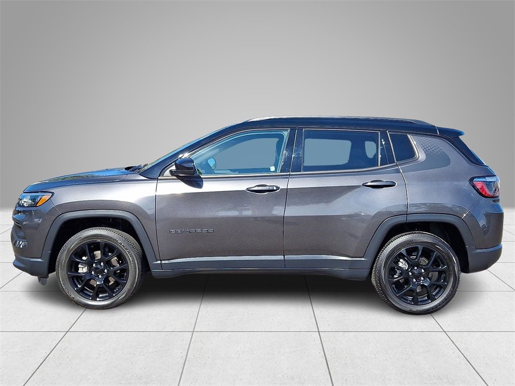Certified 2022 Jeep Compass Altitude image 7