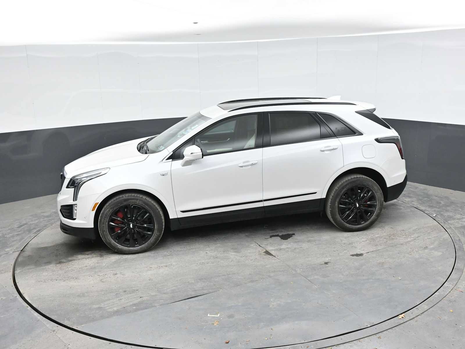 New 2026 Cadillac XT5 Sportv w/ LPO, Onyx Lite Package AWD/4WD image 29