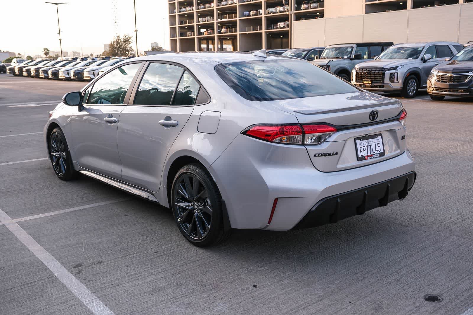 Certified 2026 Toyota Corolla SE FWD image 6