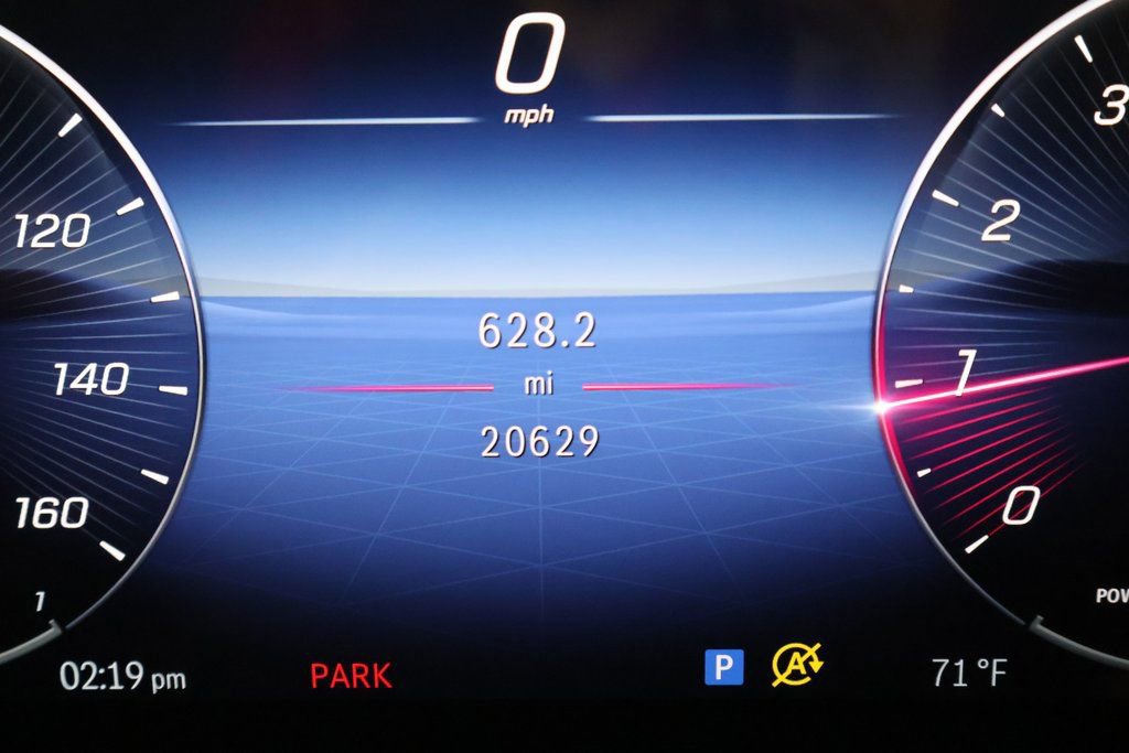 Certified 2023 Mercedes-Benz GLC 300 image 17