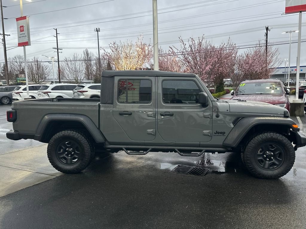 Used 2020 Jeep Gladiator Sport image 6