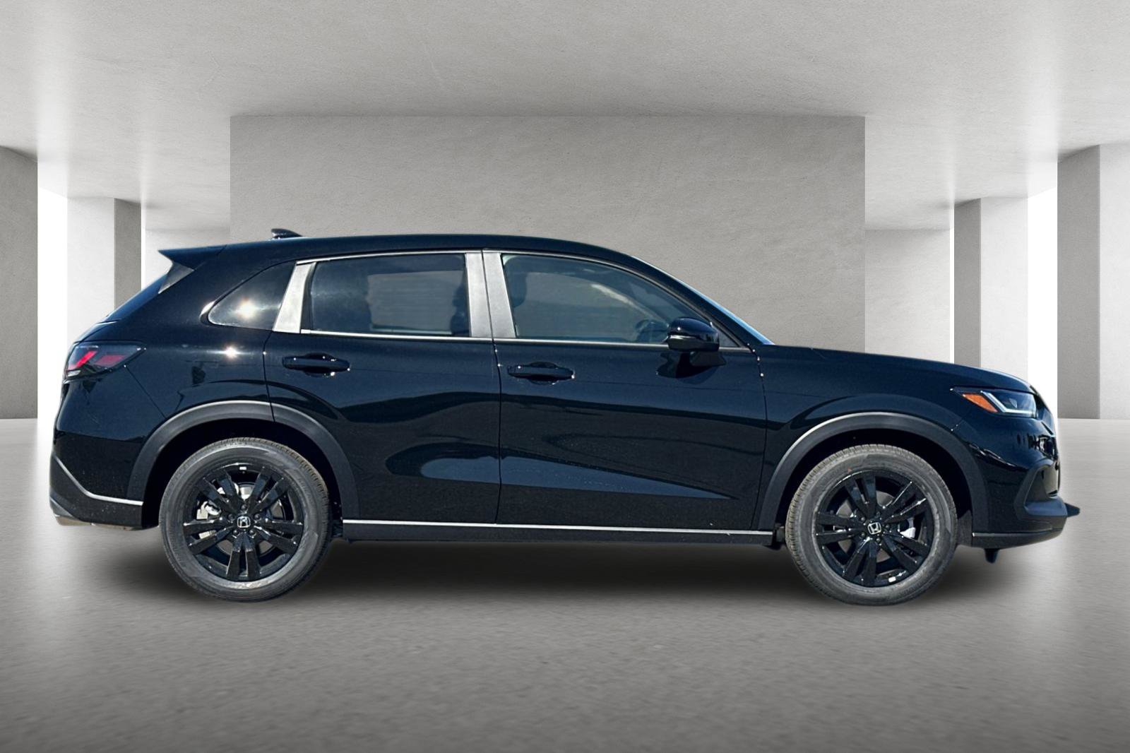 New 2027 Honda HR-V Sport image 3