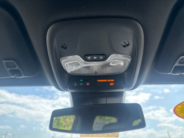 Used 2023 Chevrolet Colorado Z71 w/ Z71 Convenience Package 2 image 19