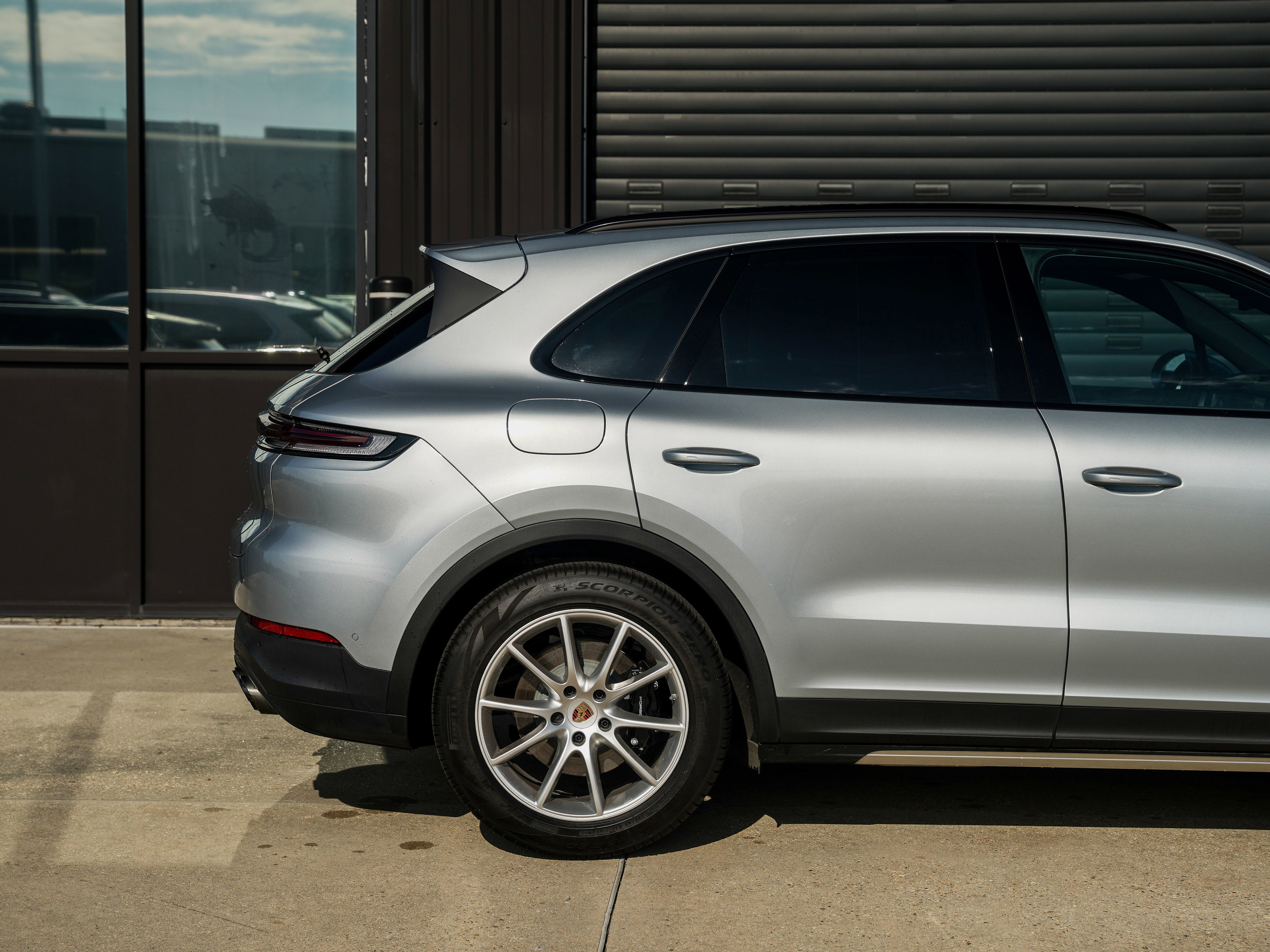 Certified 2025 Porsche Cayenne S image 14
