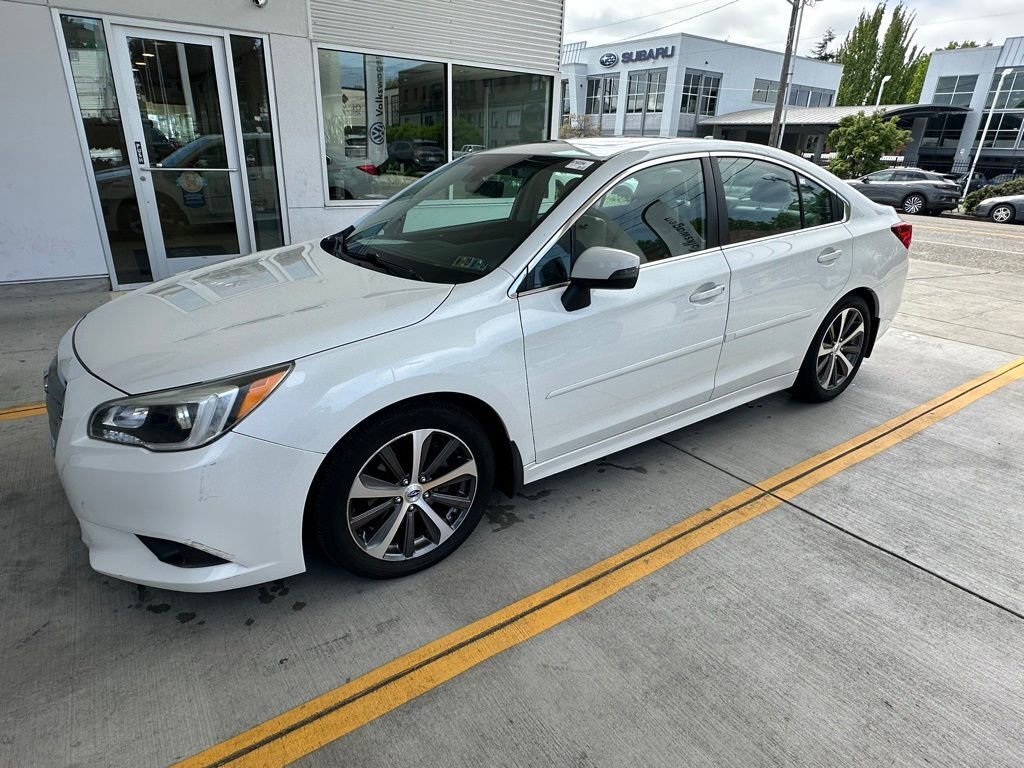 Used 2017 Subaru Legacy 2.5i Limited AWD/4WD image 3