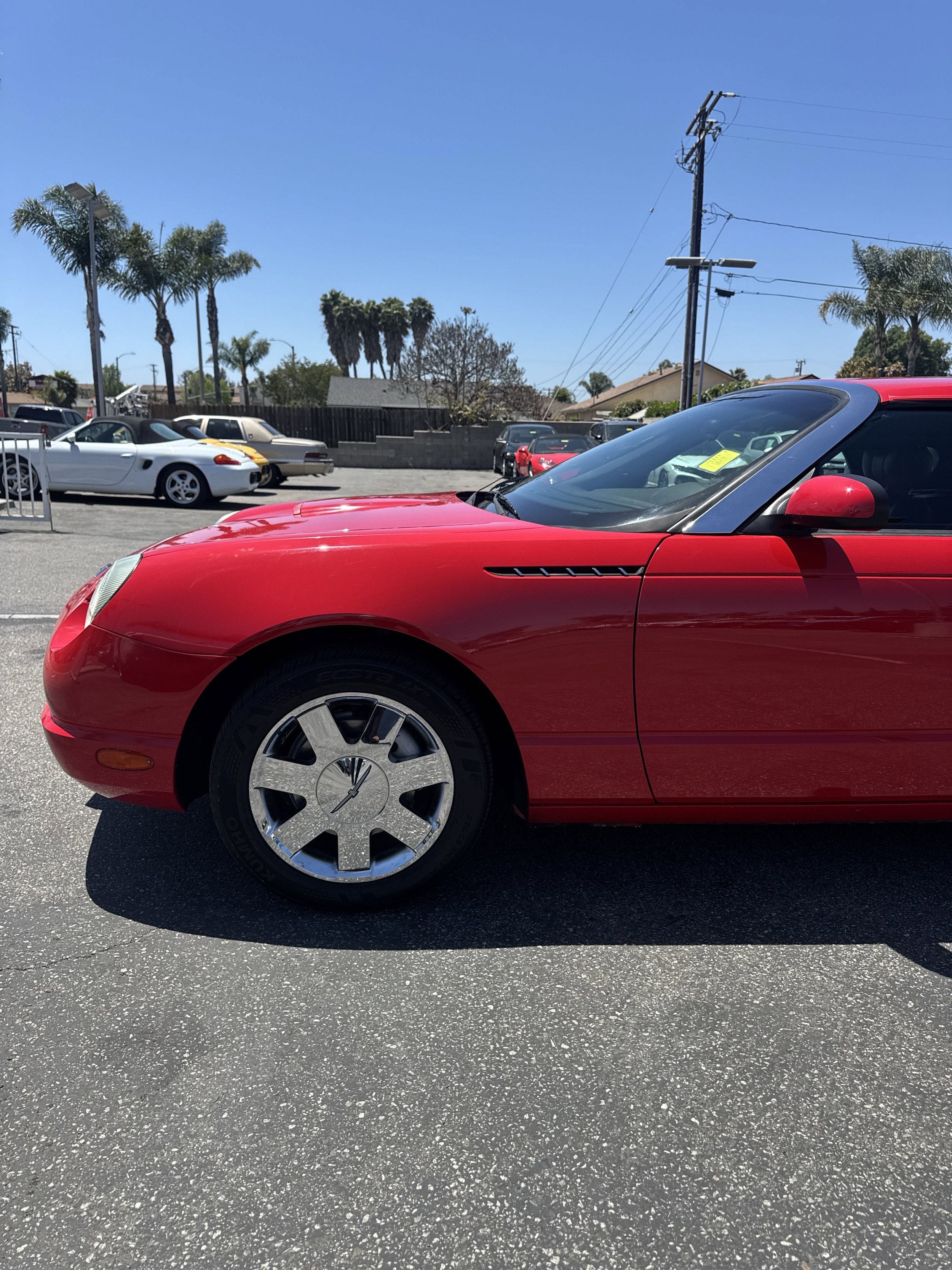 Used 2002 Ford Thunderbird RWD image 9