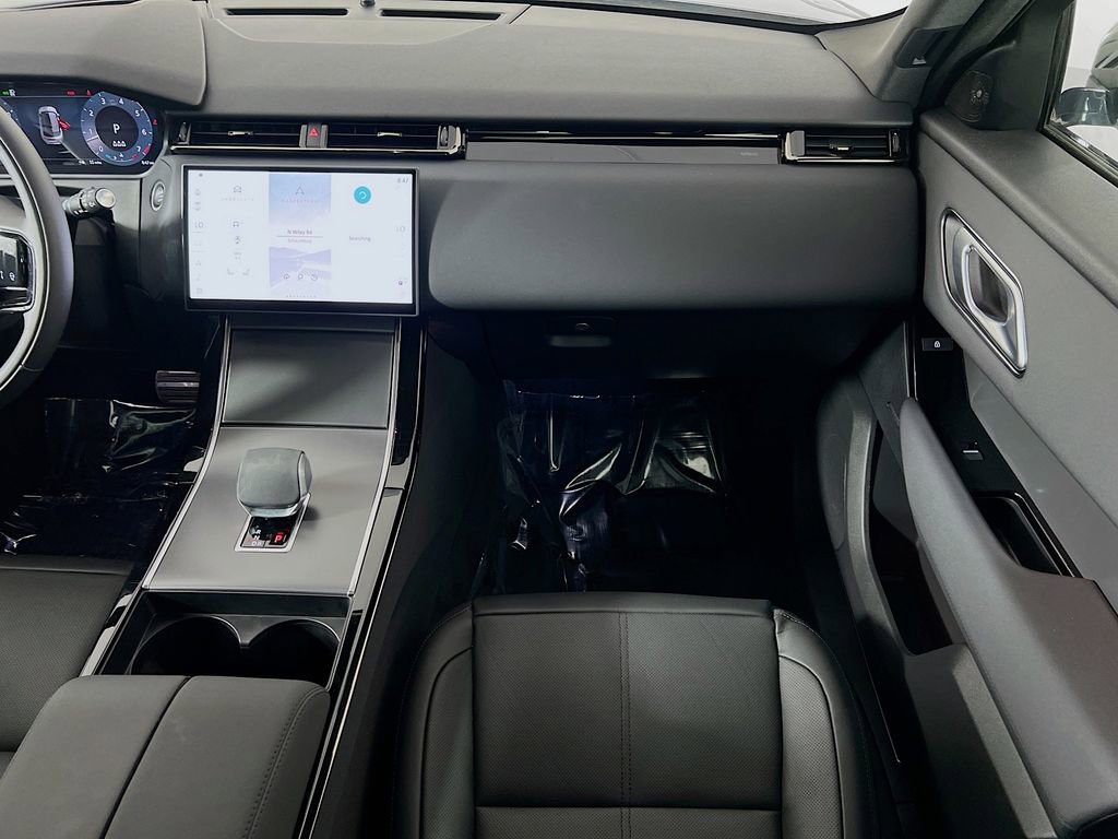 Used 2025 Land Rover Range Rover Velar Dynamic SE image 25