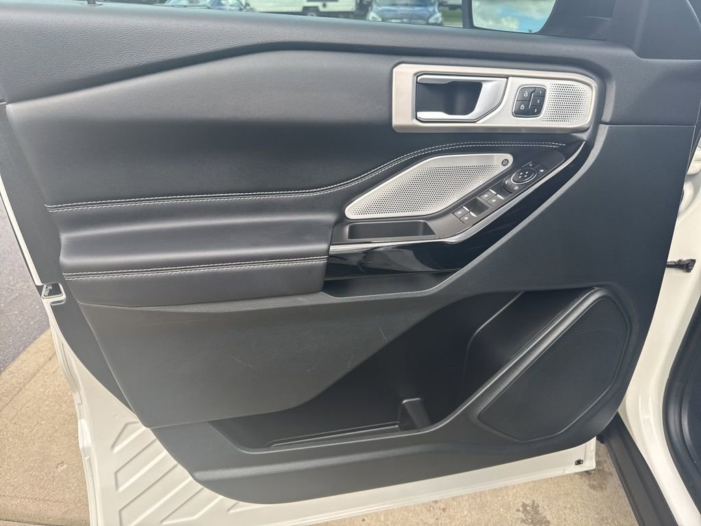 Certified 2024 Ford Explorer ST w/ Equipment Group 401A image 13