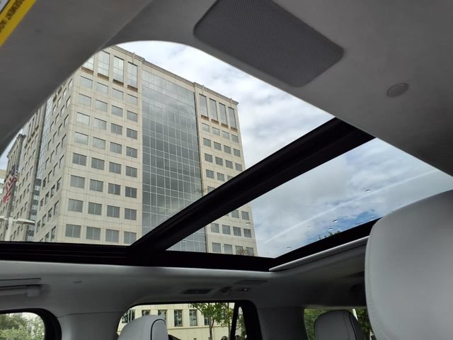 New 2025 Lincoln Navigator L Black Label w/ Black Label Special Edition AWD/4WD image 13