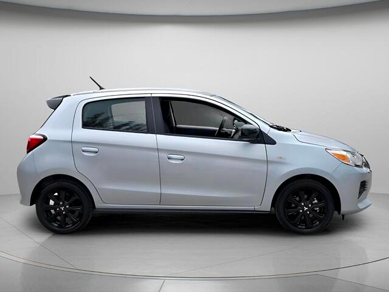 Used 2024 Mitsubishi Mirage Black Edition FWD image 4