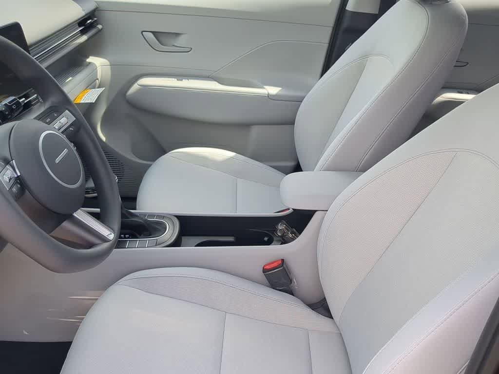 New 2026 Hyundai Kona SE image 17