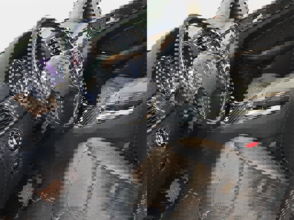 Used 2016 Mercedes-Benz GL 450 4MATIC image 19