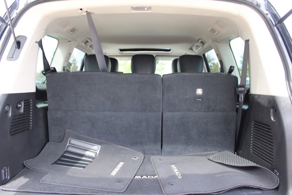 Used 2023 Nissan Armada SL image 11