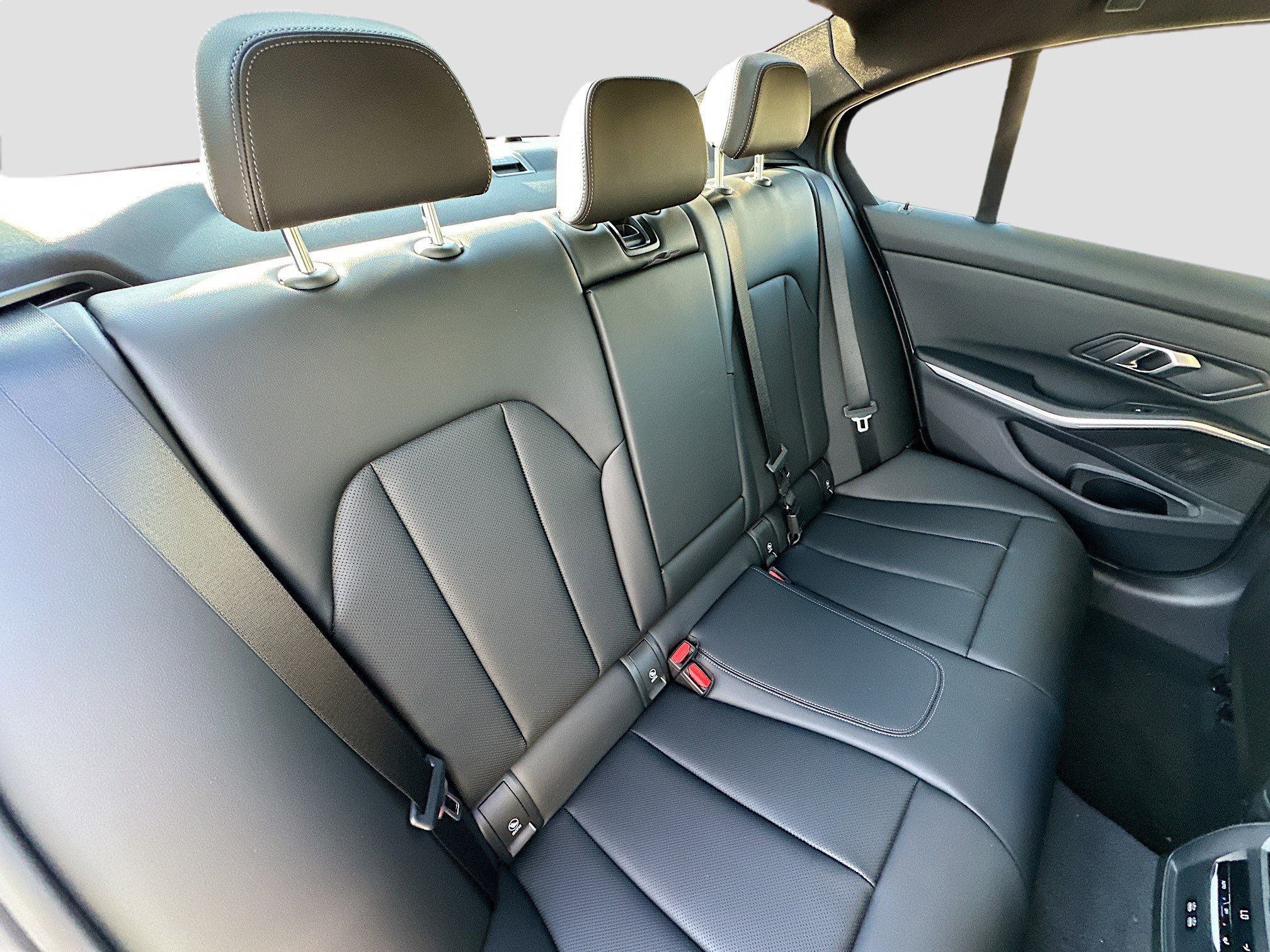 New 2026 BMW 330i Sedan w/ Premium Package image 22