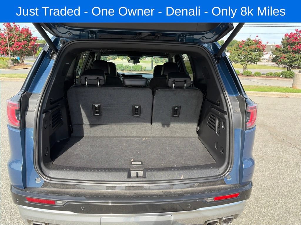Used 2025 GMC Acadia Denali FWD image 13