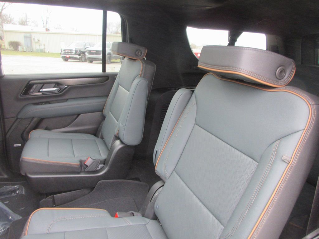 New 2026 GMC Yukon XL AT4 w/ AT4 Premium Package image 13