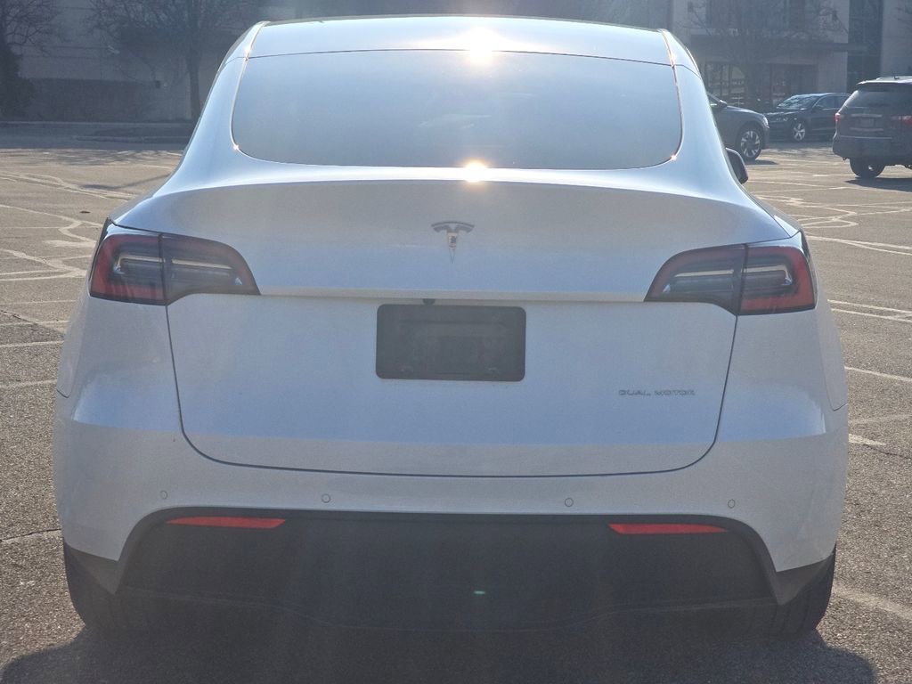 Used 2020 Tesla Model Y Long Range image 13
