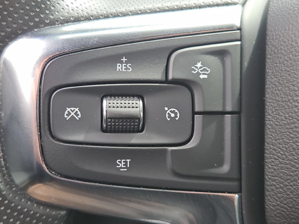 Used 2025 Chevrolet Blazer LT FWD image 20