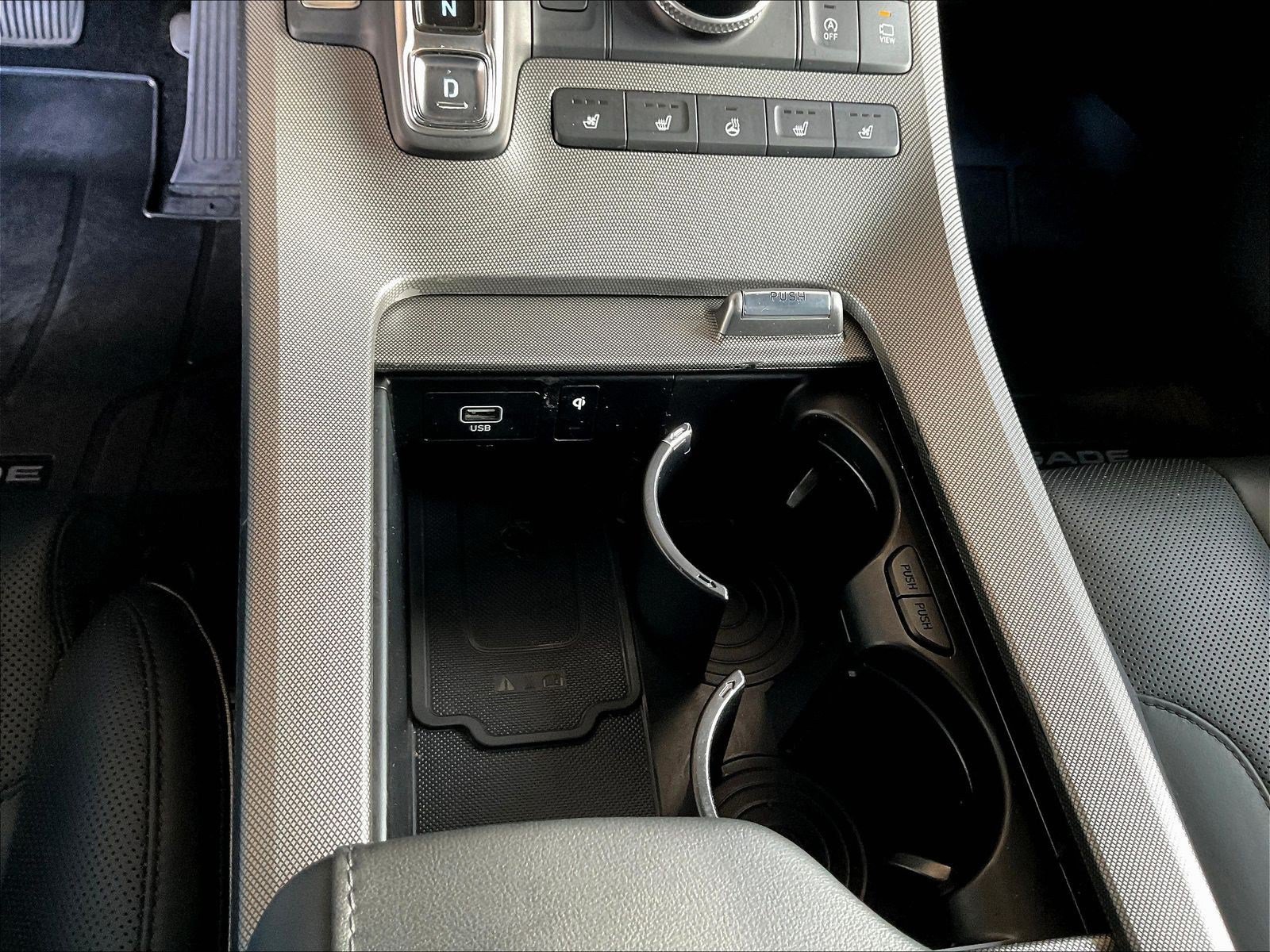 Used 2022 Hyundai Palisade Calligraphy w/ Winter Package FWD image 15