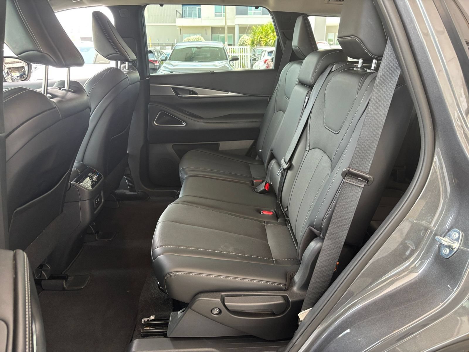 Used 2026 INFINITI QX60 Luxe AWD/4WD image 29