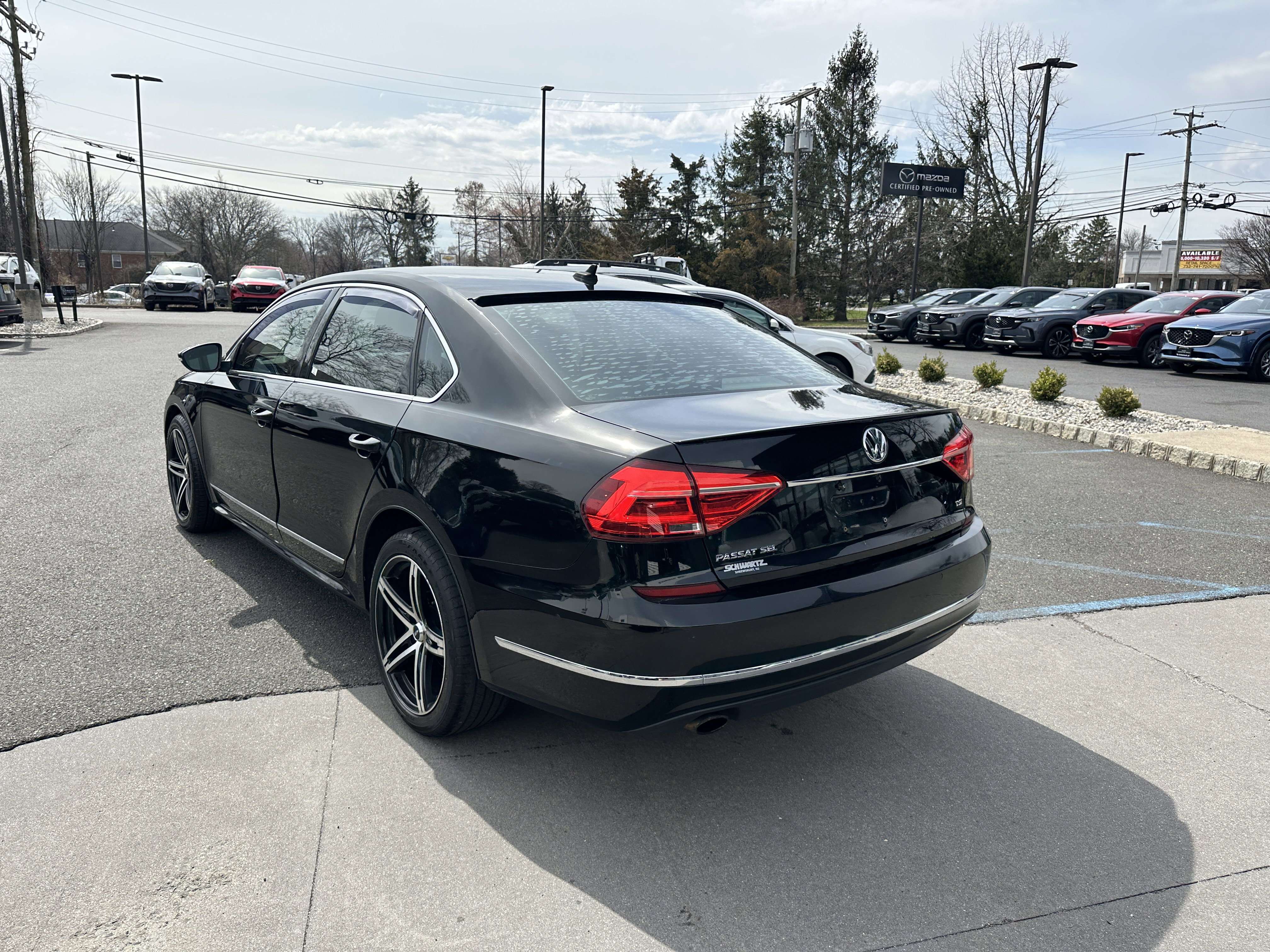 Used 2016 Volkswagen Passat 1.8T SEL Premium image 5