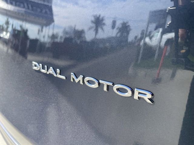 Used 2023 Tesla Model Y Long Range image 33