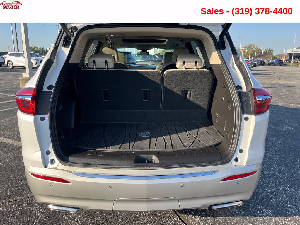 Used 2018 Buick Enclave Premium w/ Experience Buick Package AWD/4WD image 5