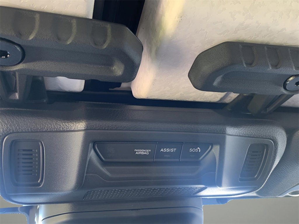 New 2025 Jeep Gladiator Mojave w/ Convenience Group image 26